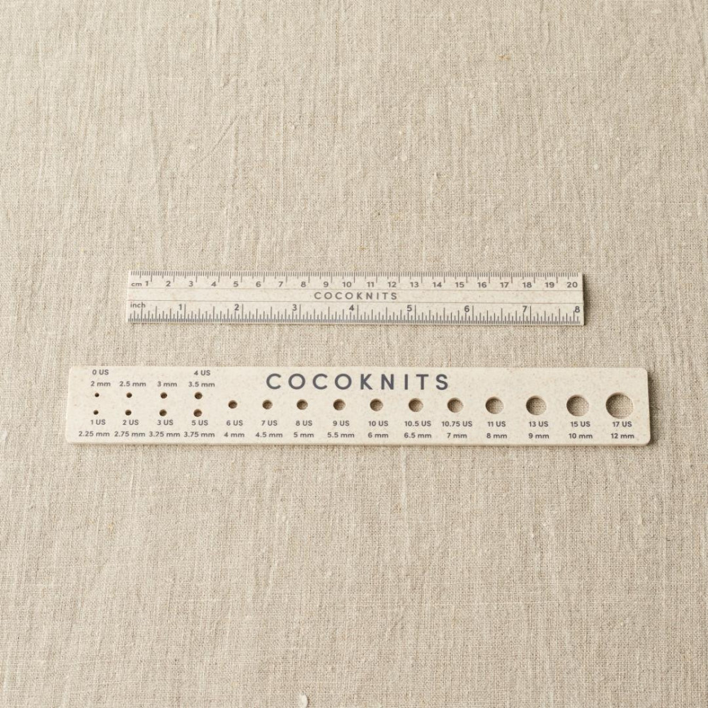 Coco Knits Ruler and Needle Gauge Set