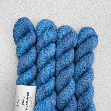 Pascuali Pinta Hand-dyed H202 Blue Lagoon