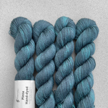 Pascuali Pinta Hand-dyed H214 Ocean Depth