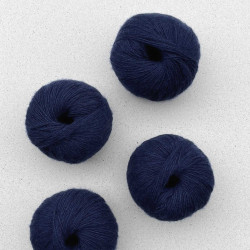 Pascuali Cashmere Lace 32 Navy
