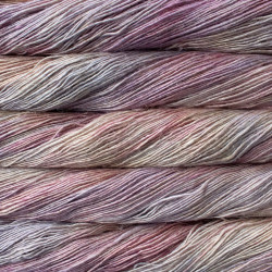 malabrigo Susurro 398 Rosalinda