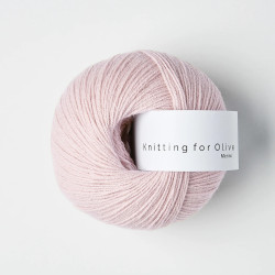 Knitting for Olive Merino - Strawberry Milkshake